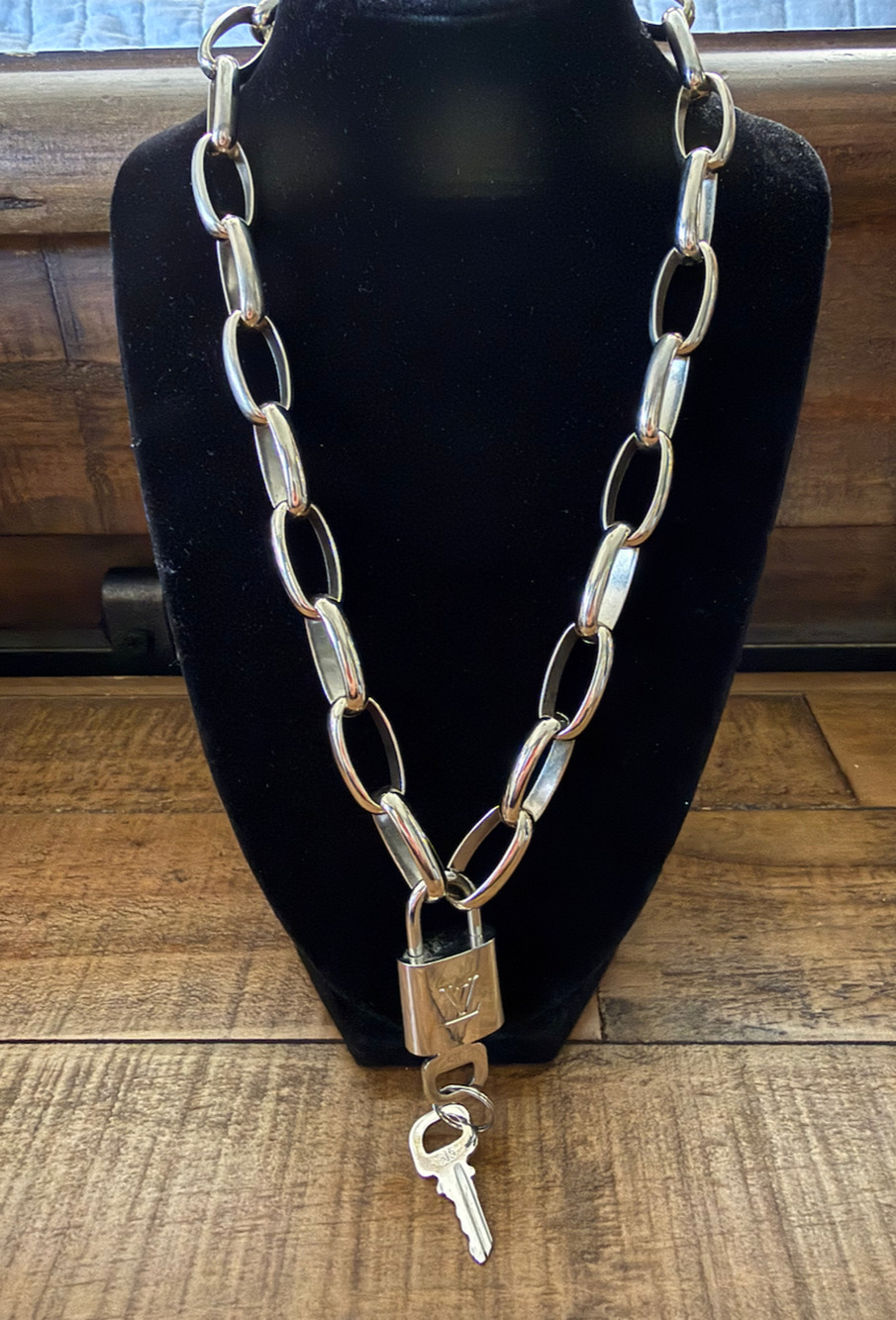 Louis Vuitton Silver Tone Lock & Key With After Market Silver Tone Chunky Chain